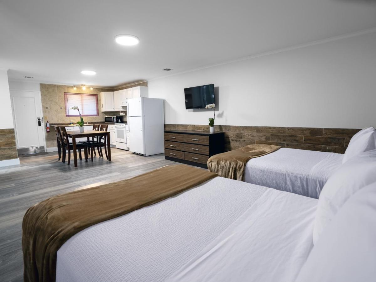 Hamptons Vacation Inn ハンプトン・ベイズ エクステリア 写真