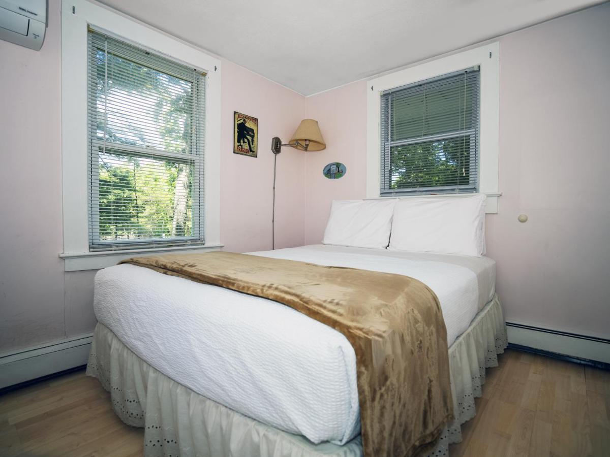 Hamptons Vacation Inn ハンプトン・ベイズ エクステリア 写真